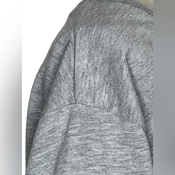 Disney Daisy Duck Womens Short Sleeve Tshirt Size XL Grey Plus Size - Picture 15 of 15